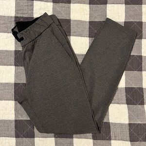 On the Fly ⅞ Grey Luxtreme Pants
